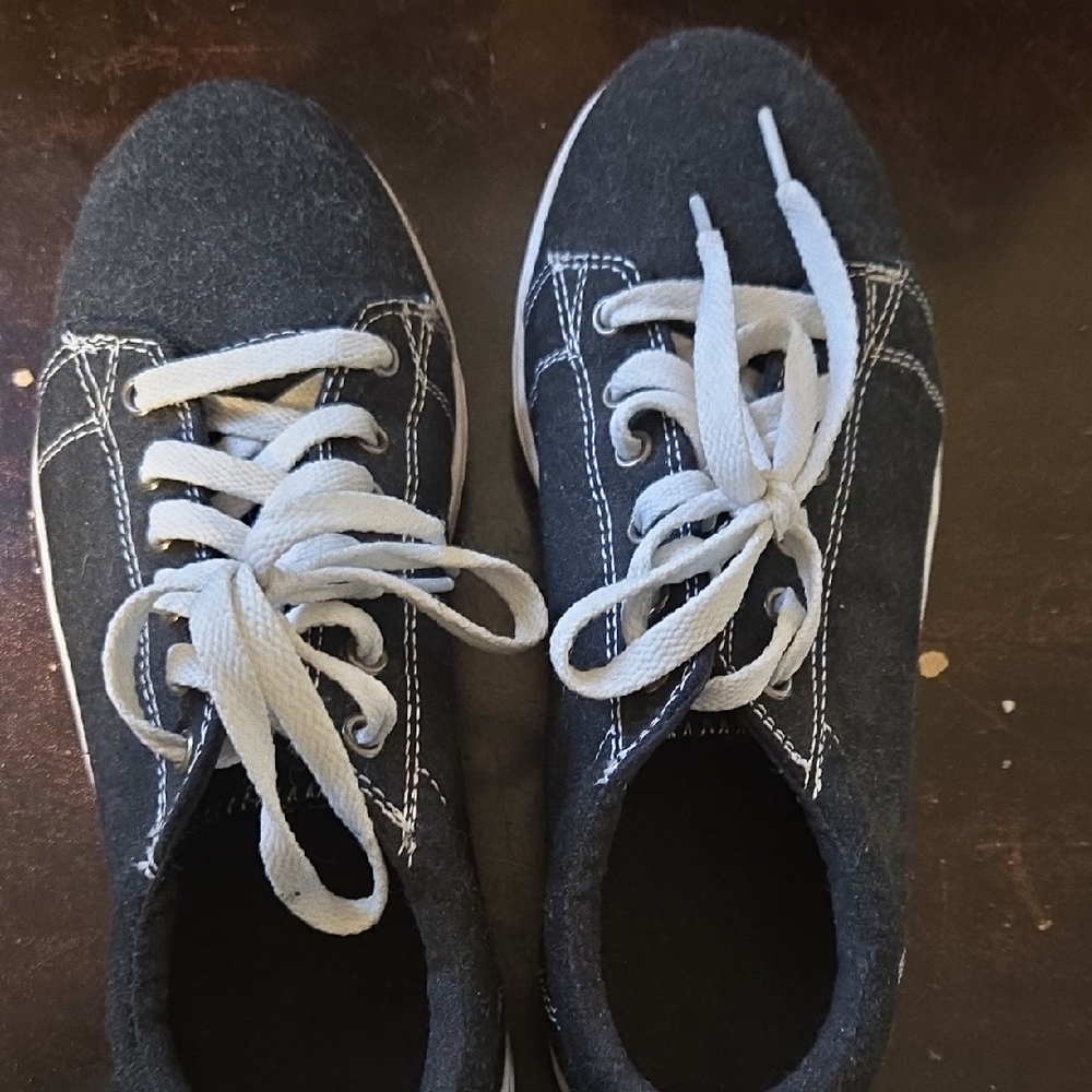 Womens Black and White Steel Toed CSA Shoes